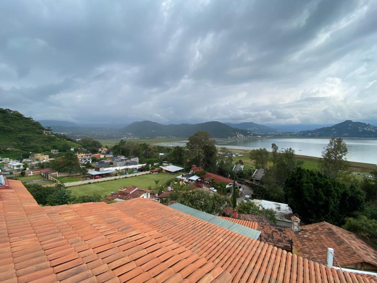 Hospedaje Anturios Valle De Bravo Extérieur photo